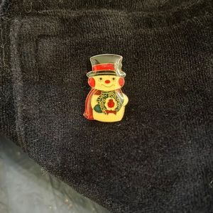 Snowman Pin Metal Christmas wreath Winter gold white black red green Vintage pin